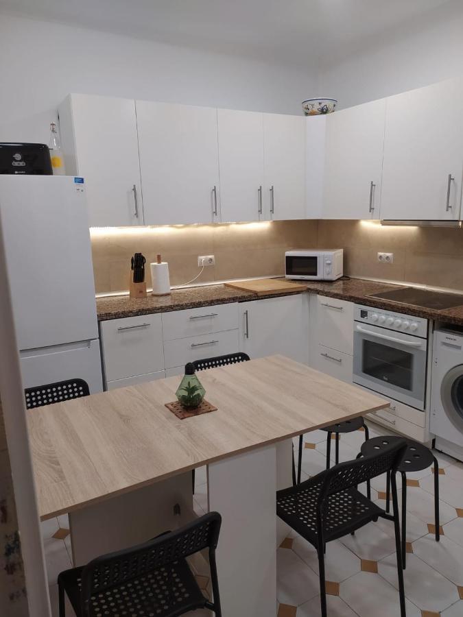 Amplio Apartamento Con Dos Patios Gijón Eksteriør billede